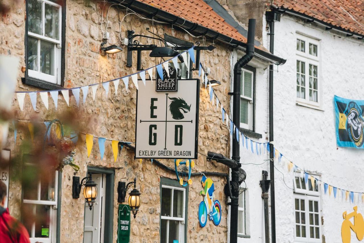 Exelby Green Dragon Leeming Bar Exterior foto